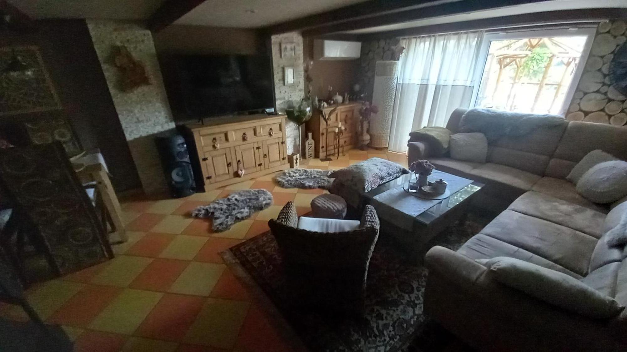 Chata u rybníka - Chrastná Osecna Esterno foto